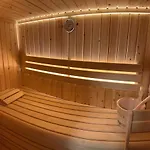 아파트 Riverstone Retreat