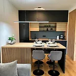 아파트 Riverstone Retreat