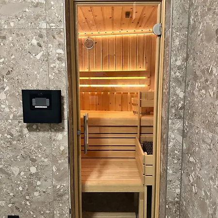 Riverstone Retreat *